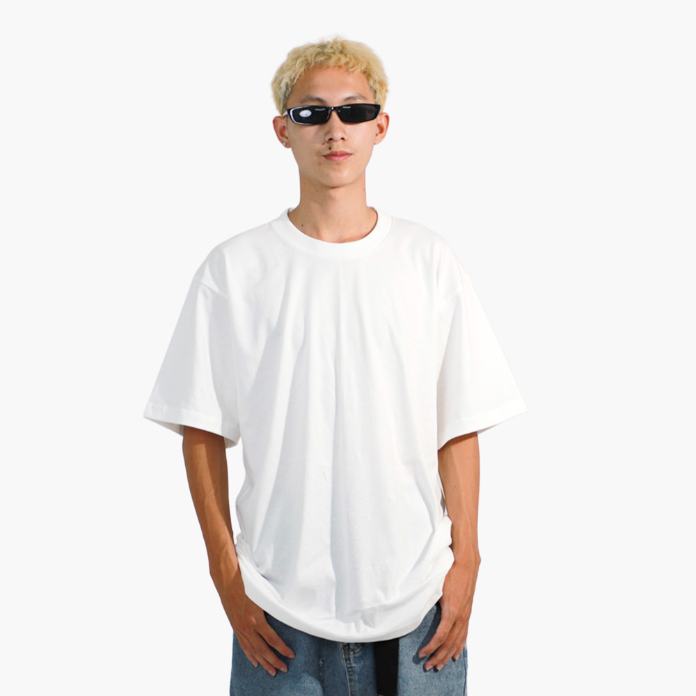 สกรีนเสื้อ ลำพูน รูปคนใส่เสื้อจริง รุ่น COMB30